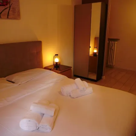 Residenza Santachiara Apartamento Parma